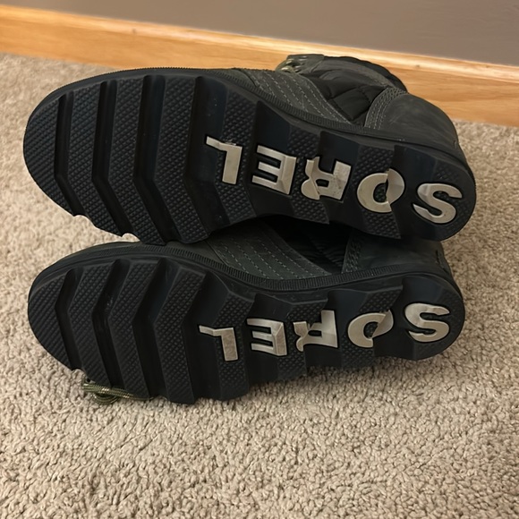SOREL Boots - Picture 4 of 5